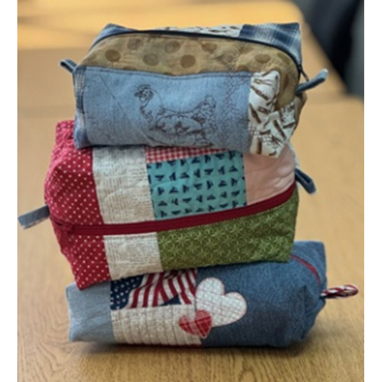 Boxy Zipper Bags with your Serger Room N1 - Product Image